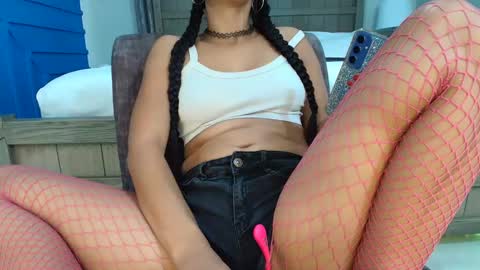 Lil Luna online show from February 4, 2025, 10:24 pm