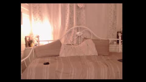 Snapshot of ya_never_know chatting on October 5, 2025, 4:11 am Lexi online show from October 5, 2025, 4:11 am