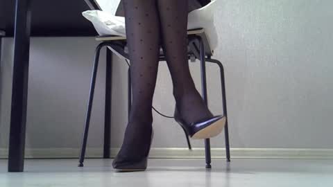 Snapshot of yahi_ko chatting on April 1, 2026, 3:18 am Dina online show from April 1, 2026, 3:18 am