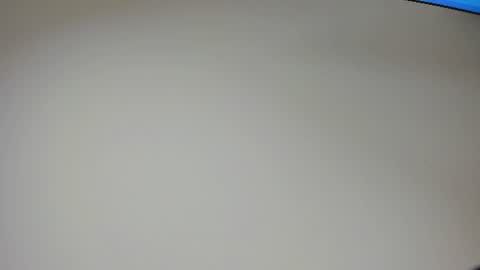 Snapshot of yalezka_ chatting on July 13, 2026, 5:49 pm Yalezka online show from July 13, 2026, 5:49 pm