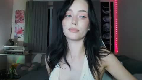 Yami online show from July 3, 2026, 10:38 pm