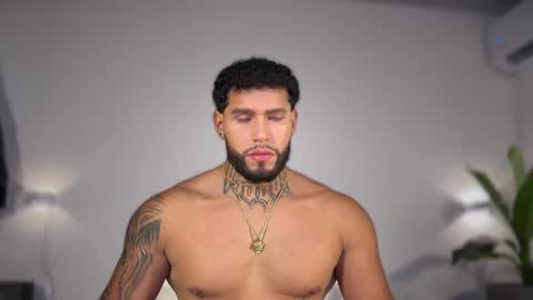 yamp sambrano online show from November 18, 2025, 2:50 am