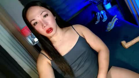 REYAN online show from September 22, 2025, 2:08 pm