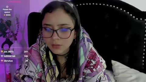 yan_nyan online show from December 14, 2024, 1:28 am