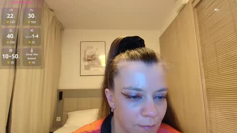 YanaSweetX online show from March 4, 2026, 11:00 pm