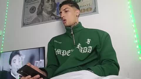 Snapshot of yanfranko420 chatting on March 30, 2026, 12:22 am Yan online show from March 30, 2026, 12:22 am