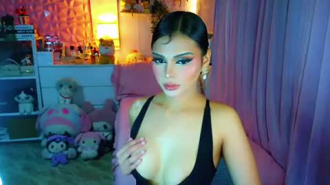 YANG AUDREY LONE online show from July 20, 2026, 9:28 pm