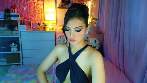 YANG AUDREY LONE online show from July 30, 2026, 2:32 am