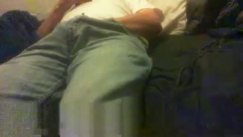 yangolox3 online show from December 14, 2025, 6:23 pm