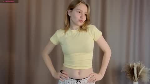 Kate online show from October 12, 2025, 3:11 pm