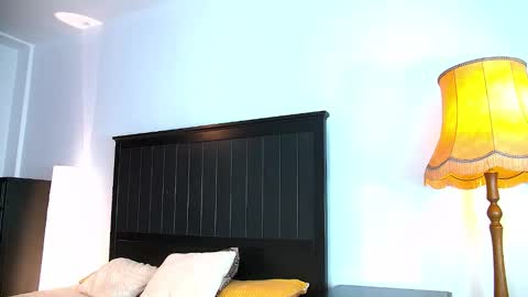 yanira_ass_ online show from September 29, 2025, 4:17 am