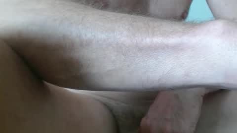 Snapshot of yankee01231 chatting on April 3, 2026, 10:19 pm yankee01231 online show from April 3, 2026, 10:19 pm