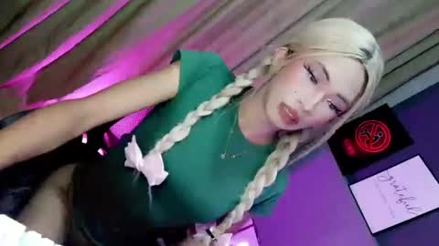 yannafucks online show from July 24, 2026, 3:32 pm