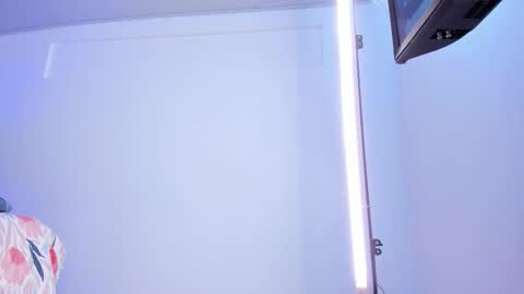 Yara Bliss  online show from March 8, 2026, 2:04 am