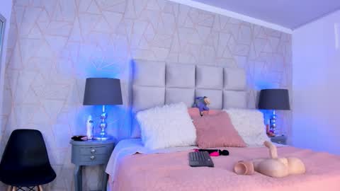 Yara Bliss  online show from March 17, 2026, 8:45 pm