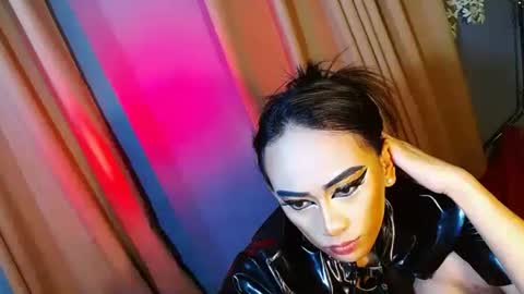 miss yasii online show from January 13, 2025, 3:58 pm