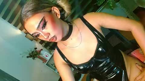 miss yasii online show from April 23, 2026, 3:14 pm