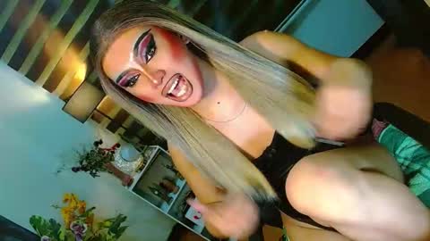miss yasii online show from May 1, 2026, 3:05 pm