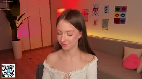 Snapshot of yasmin_kass chatting on June 20, 2026, 7:00 am Yasmin online show from June 20, 2026, 7:00 am