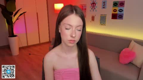 Snapshot of yasmin_kass chatting on June 21, 2026, 6:27 am Yasmin online show from June 21, 2026, 6:27 am