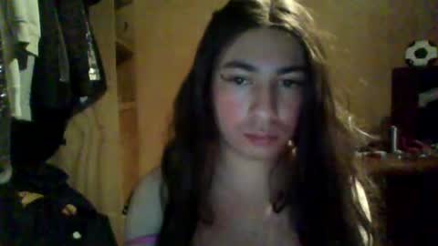 Snapshot of yasmin_paez23 chatting on January 18, 2025, 3:53 am Yasmin Paez online show from January 18, 2025, 3:53 am
