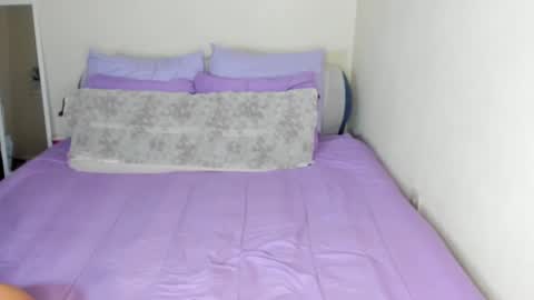 Snapshot of yasminayazzie chatting on December 9, 2024, 4:45 am Yasmina online show from December 9, 2024, 4:45 am