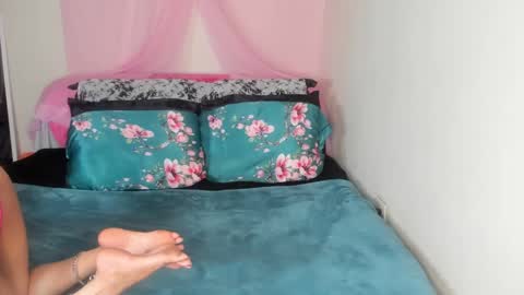 Snapshot of yasminayazzie chatting on March 11, 2025, 2:10 am Yasmina online show from March 11, 2025, 2:10 am