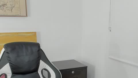 Snapshot of yaya23x chatting on January 20, 2025, 12:07 pm yaya23x online show from January 20, 2025, 12:07 pm