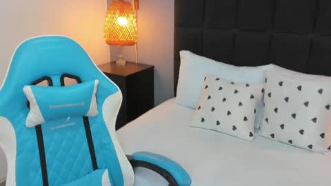 Snapshot of yaya23x chatting on March 5, 2025, 7:38 pm yaya23x online show from March 5, 2025, 7:38 pm