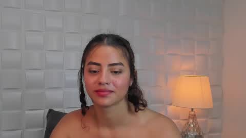 Snapshot of yaya23x chatting on March 8, 2025, 5:33 pm yaya23x online show from March 8, 2025, 5:33 pm