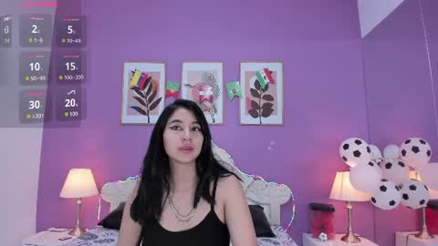 Snapshot of yayaqueen chatting on July 8, 2026, 12:09 pm Yaya online show from July 8, 2026, 12:09 pm