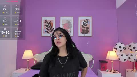 Snapshot of yayaqueen chatting on July 16, 2026, 11:49 am Yaya online show from July 16, 2026, 11:49 am