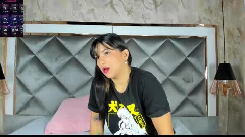 Snapshot of yayi_derek chatting on February 10, 2025, 11:36 am yayi derek online show from February 10, 2025, 11:36 am