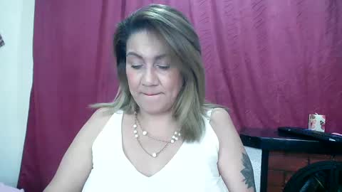 Snapshot of yayita_mature chatting on February 24, 2025, 2:04 pm yayita online show from February 24, 2025, 2:04 pm