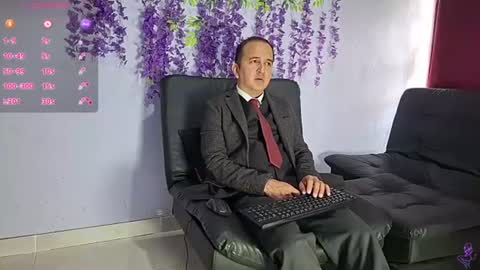 Hazzan online show from June 18, 2026, 2:10 pm