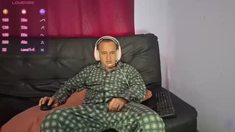 Hazzan online show from July 14, 2026, 3:29 pm