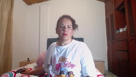 Snapshot of yazmin_mature chatting on November 16, 2025, 9:53 pm Jasmin online show from November 16, 2025, 9:53 pm