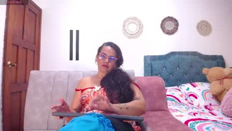 Snapshot of yazmin_mature chatting on August 6, 2026, 6:43 pm Jasmin online show from August 6, 2026, 6:43 pm