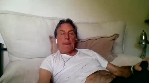 yeah_baby6988 online show from June 12, 2026, 1:15 am