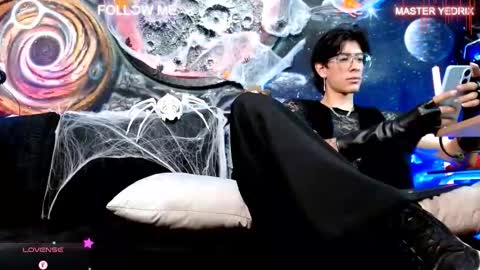 Snapshot of yedrix20 chatting on October 24, 2025, 3:03 am MASTER YEDRIX online show from October 24, 2025, 3:03 am