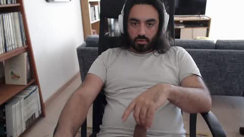Snapshot of yeeaahoo chatting on June 17, 2026, 12:18 pm yeeaahoo online show from June 17, 2026, 12:18 pm