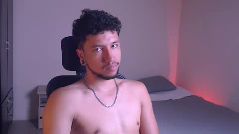 Snapshot of yeff_stone chatting on September 26, 2025, 1:09 am yeff online show from September 26, 2025, 1:09 am