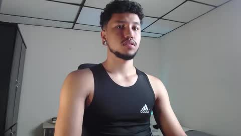 Snapshot of yeff_stone chatting on October 23, 2025, 2:00 am yeff online show from October 23, 2025, 2:00 am