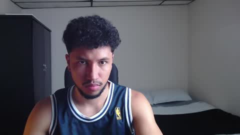 Snapshot of yeff_stone chatting on November 1, 2025, 1:40 am yeff online show from November 1, 2025, 1:40 am