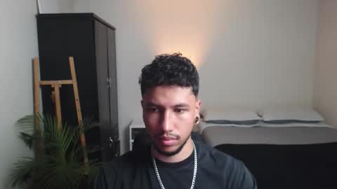 yeff online show from March 18, 2026, 12:47 am