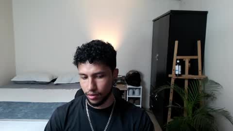 Snapshot of yeff_stone chatting on May 27, 2026, 1:57 am yeff online show from May 27, 2026, 1:57 am
