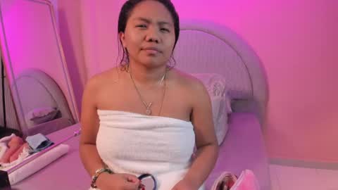 yeika_foxy online show from June 9, 2026, 11:22 am