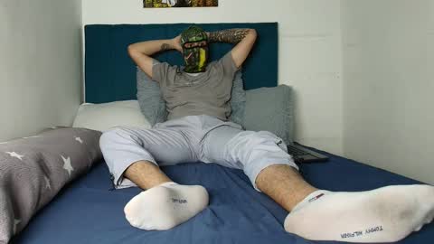 yeisongomezz online show from December 19, 2025, 6:04 pm