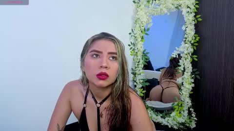 Yeli Amber online show from February 18, 2026, 2:29 am