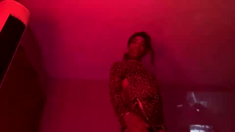 Ella Ts online show from September 20, 2025, 8:15 am